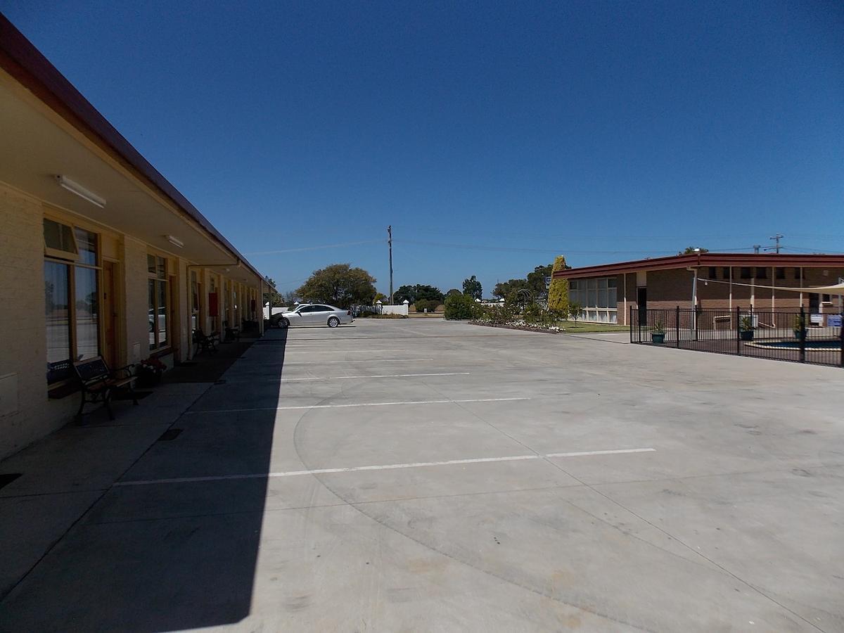 Heywood Motor Inn Esterno foto