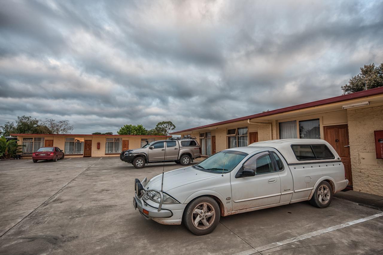 Heywood Motor Inn Esterno foto